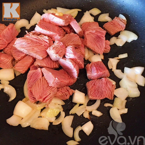 Hướng dẫn nấu thịt bò hầm ngô thơm ngon bổ dưỡng