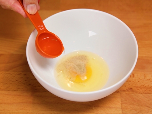 Thịt bọc trứng chiên xù hấp dẫn giành riêng cho bé
