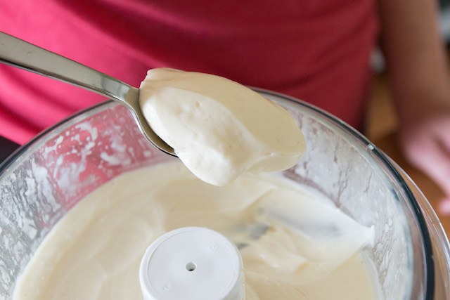 Tự làm mayonnaise siêu chất lượng trong 10 phút