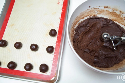 Cách làm bánh quy chocolate cà phê cho chị em