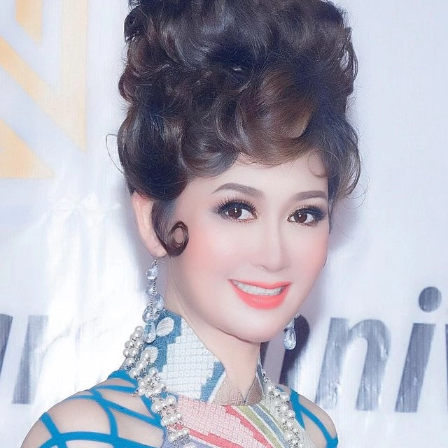 Hoa hậu đàm lưu ly sau 28 năm đăng quang