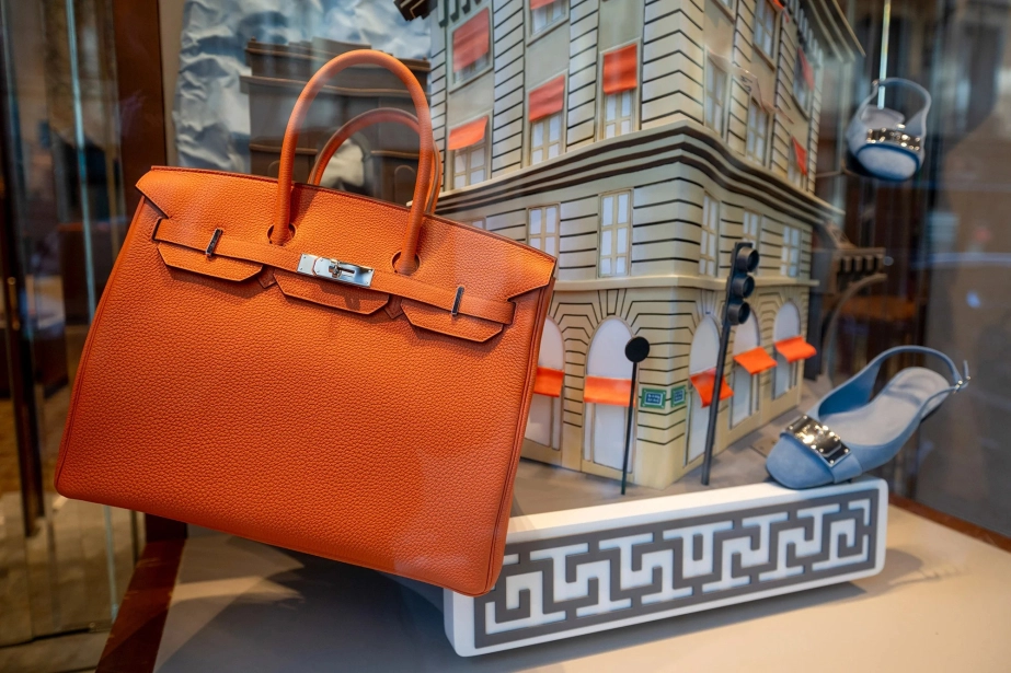 Hermès trở thành công ty xa xỉ phẩm giá trị nhất thế giới