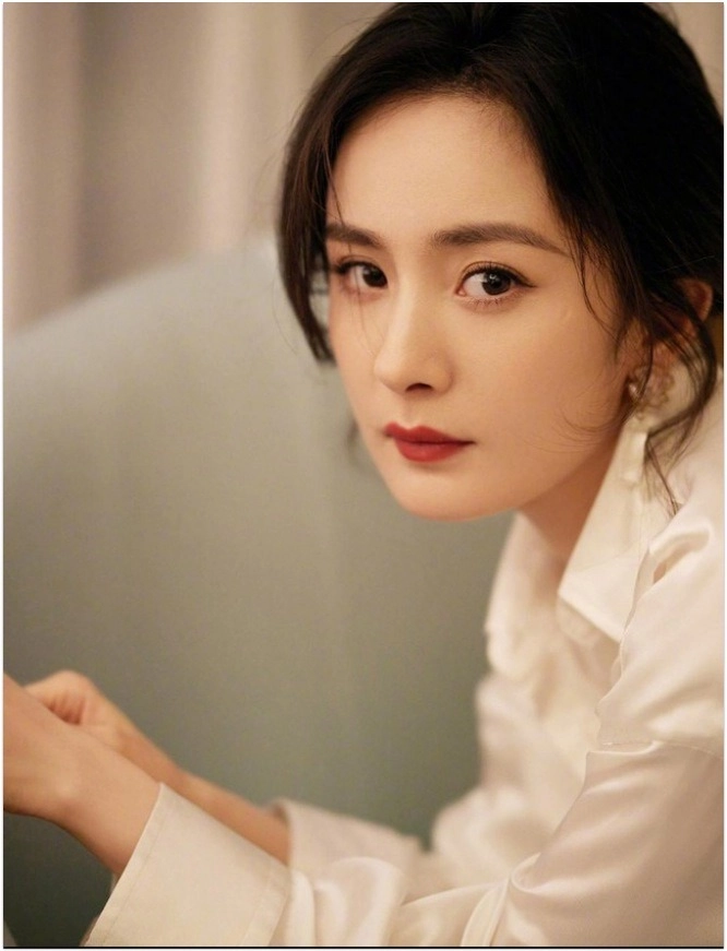 Những mỹ nhân cbiz là khắc tinh với nụ cười