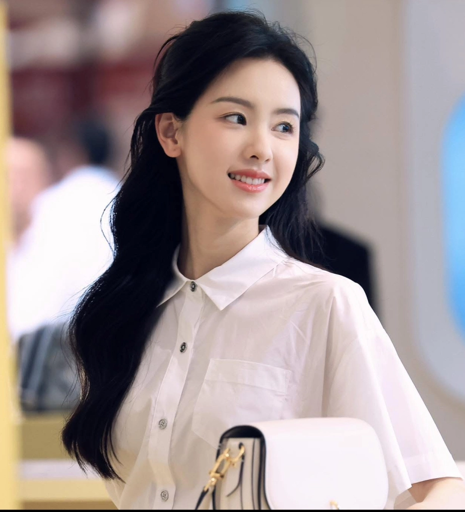 Những mỹ nhân cbiz là khắc tinh với nụ cười