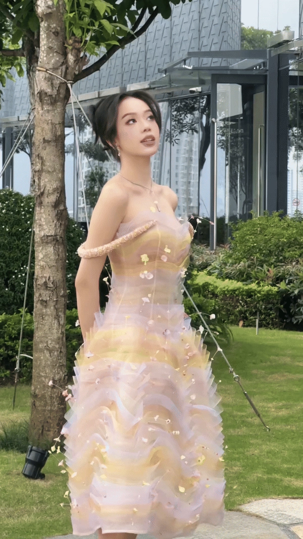 Hương tràm bỗng thăng hạng nhan sắc