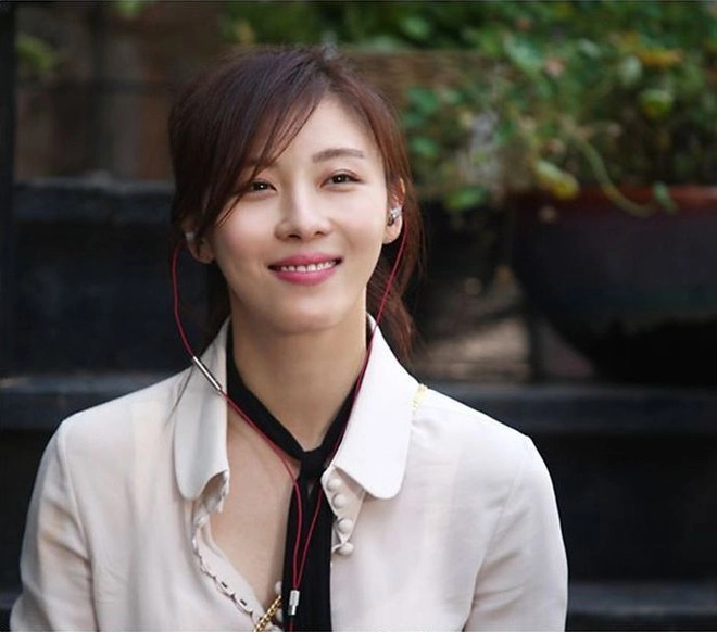 Bức hình đang khiến dư luận xôn xao của ha ji won