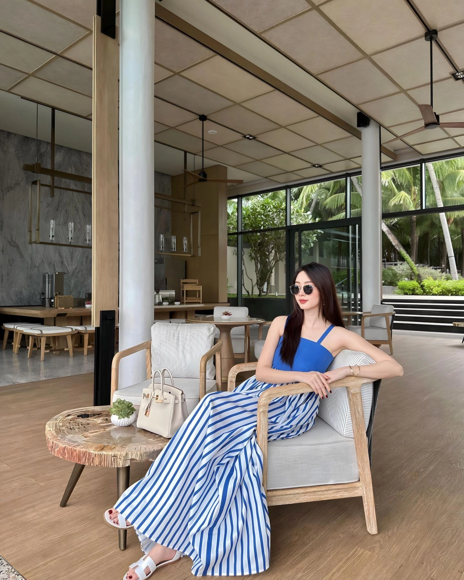 Cao thủ diện váy dài gọi tên dàn sao việt
