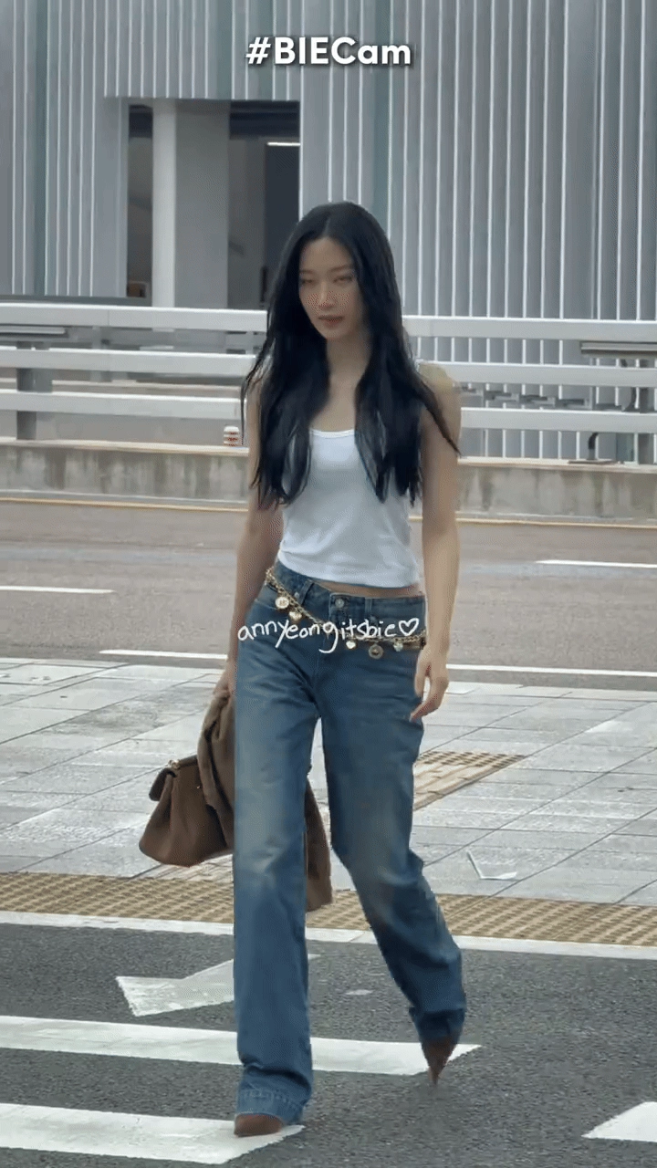 Nhan sắc của moon ga young là không thể dìm được 